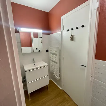 Apartament Calme Et Bien Decore